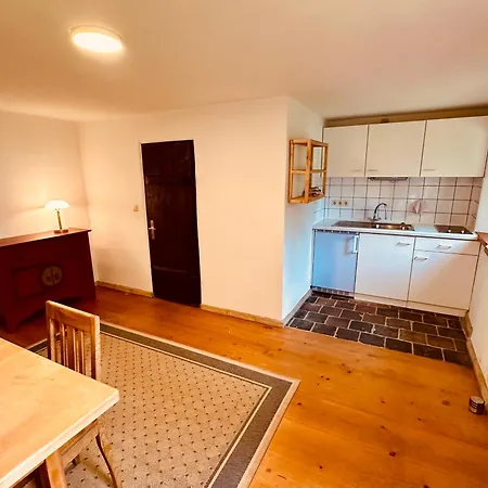 Vogelbauer Einliegerwohnung * Neufahrn (Bad Tolz-Wolfratshausen)